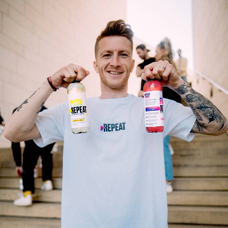 Thumbnail for Markendesign für das Vitaminwasser Repeat von Marco Reus